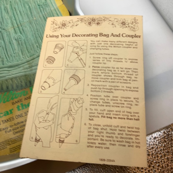 Vintage Wilton Sesame Street Character Oscar the Grouch Retro Cake Tin Pan 1977 - Picture 2 of 13